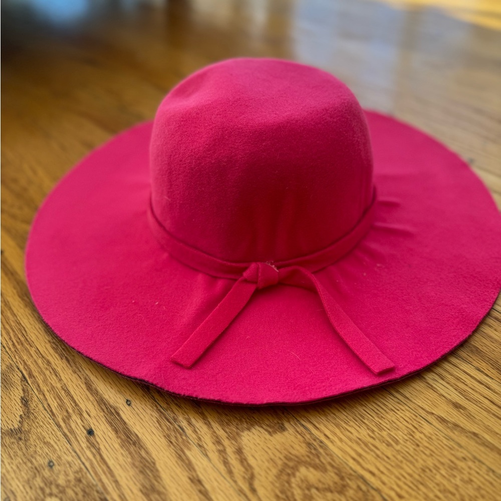 Elegant Pink Wide-Brim Hat